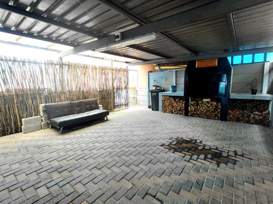 3 Bedroom Property for Sale in Broadlands Village Western Cape